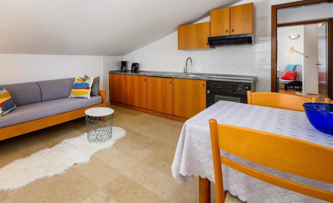 Apartman Percan Premantura Exterior foto